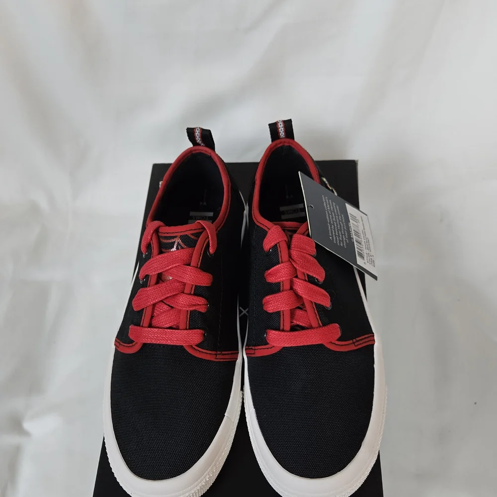 Marvel x TOMS Carlito Miles Morales Black Red Spiderman Nylon Sneakers NIB 4Y‎
